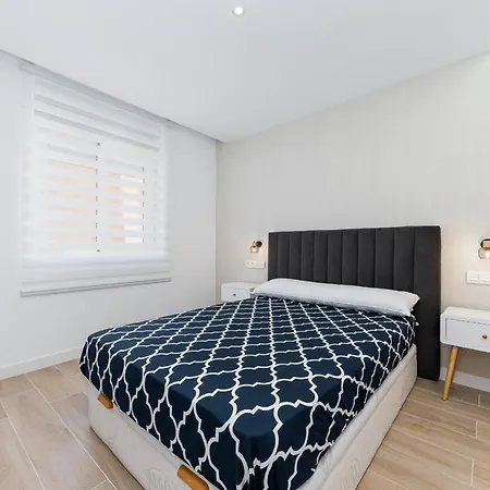 Modern San Pascual Apartmán